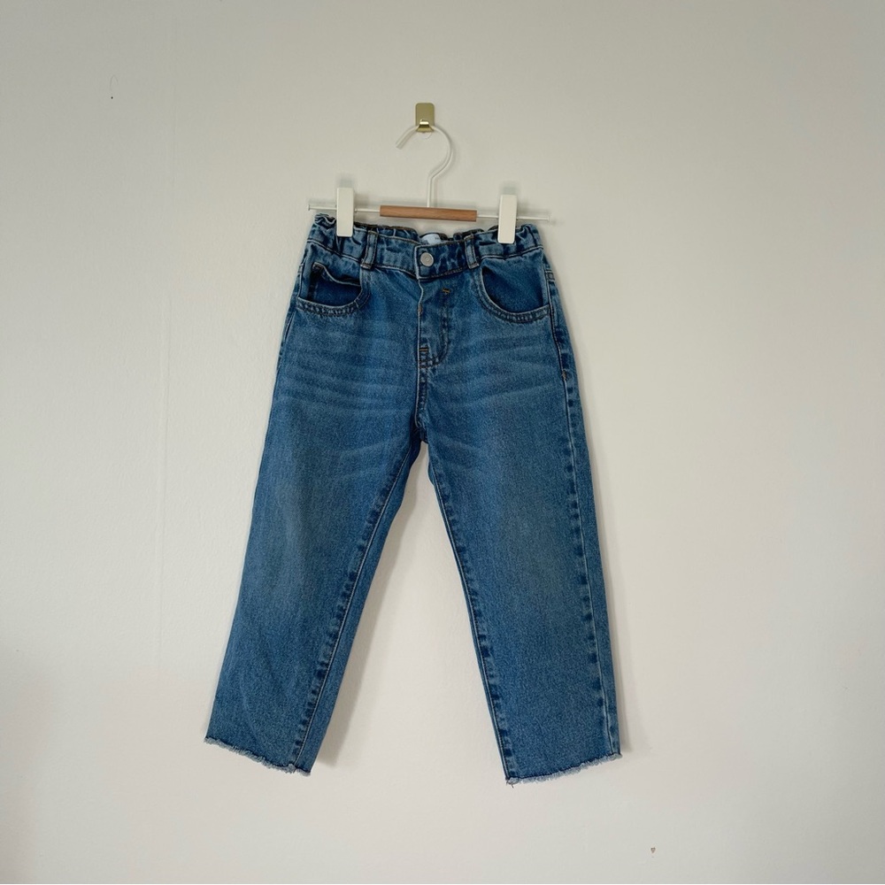 Zara Raw Hem Jeans with Embroidered Pocket